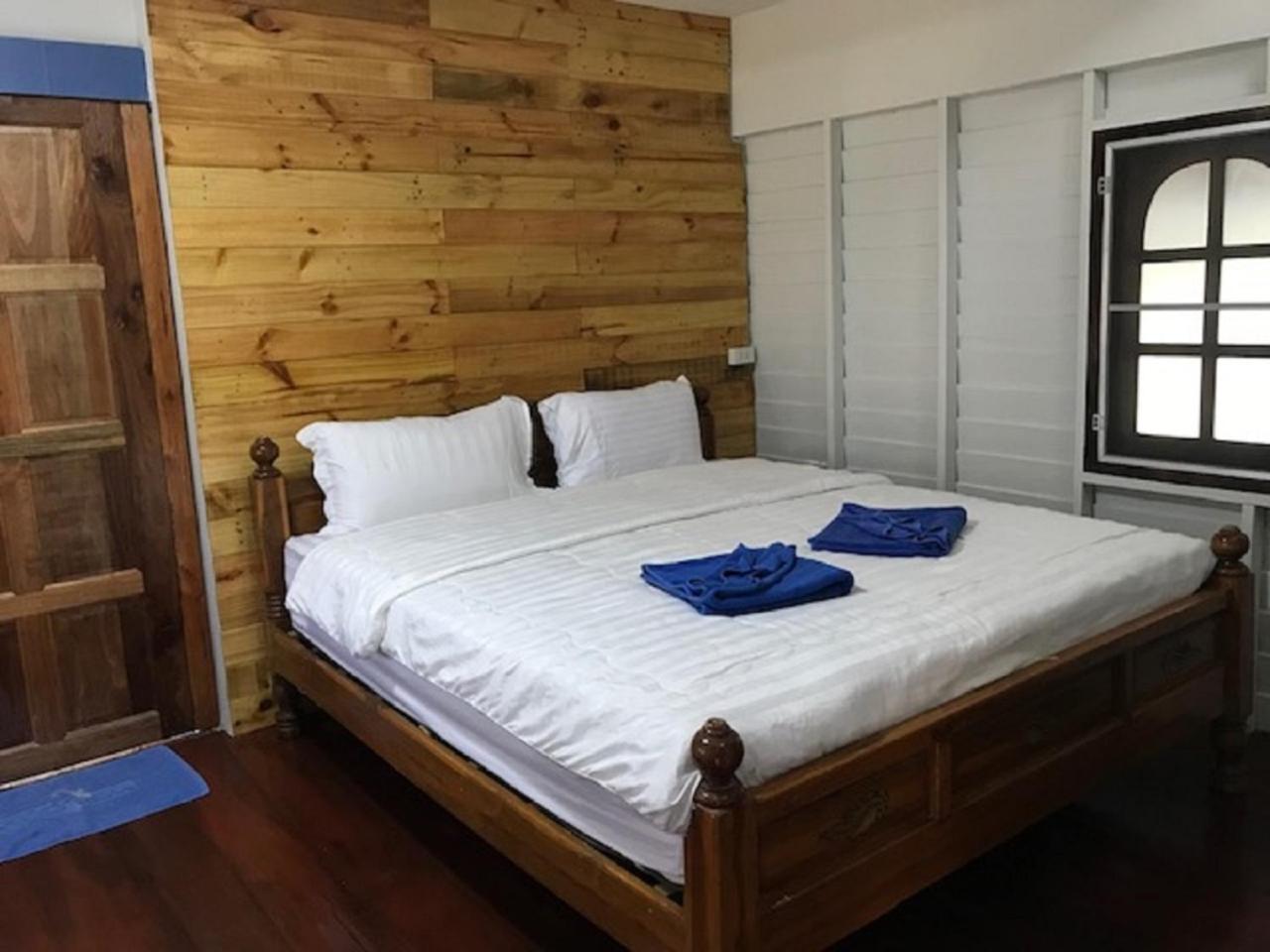 Hey Beach Hostel-Sha Extra Plus Ko Lanta Buitenkant foto