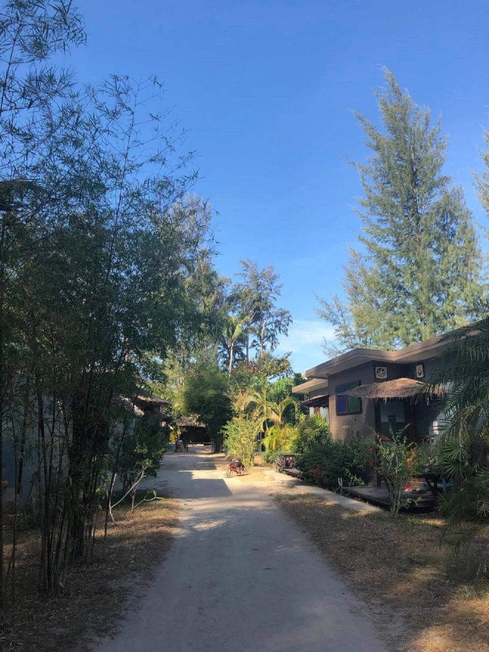 Hey Beach Hostel-Sha Extra Plus Ko Lanta Buitenkant foto